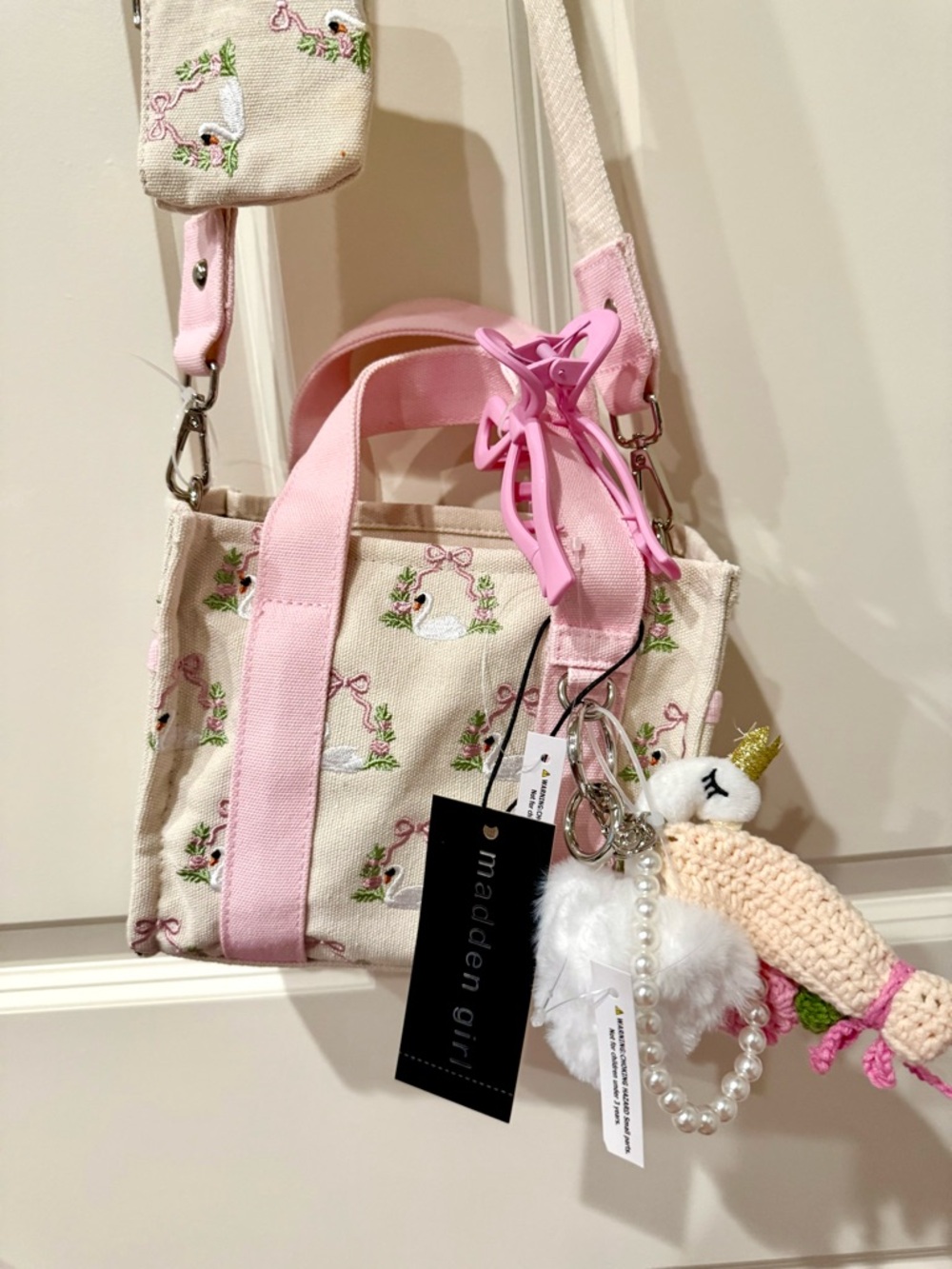 NWT viral sold out madden girl Pink Swan Embroidered Canvas Crossbody Bag